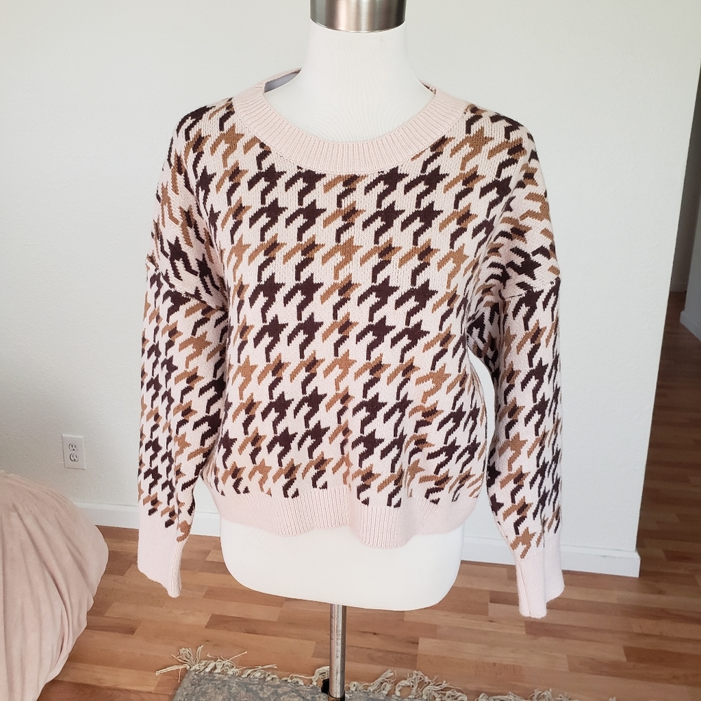 BRAND NEW PRINCESS POLLY SWEATER